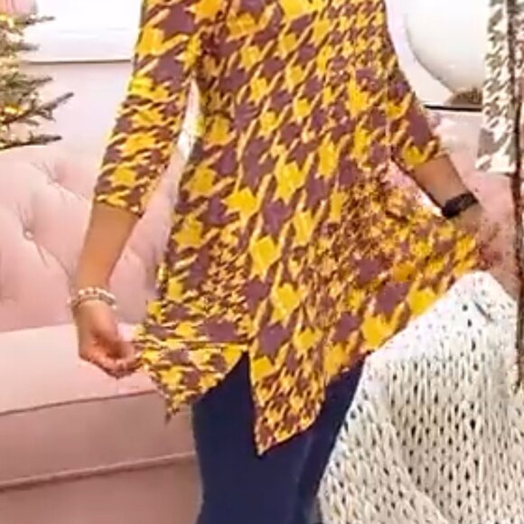 Attitudes by Renee Petite Casknit Houndstooth Asymmetric Top Mustard - Picture 9 of 11